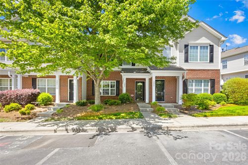 3053 Summerfield Ridge Ln, Matthews, NC, 28105-8512 | Card Image