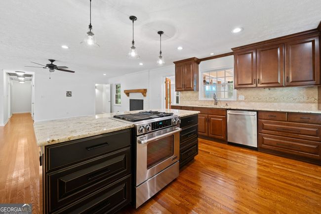 2985 Medinah Ct, House other with 3 bedrooms, 2 bathrooms and null parking in Chamblee GA | Image 9