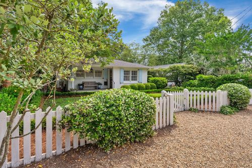 708 Pitt St, Mount Pleasant, SC, 29464-5023 | Card Image