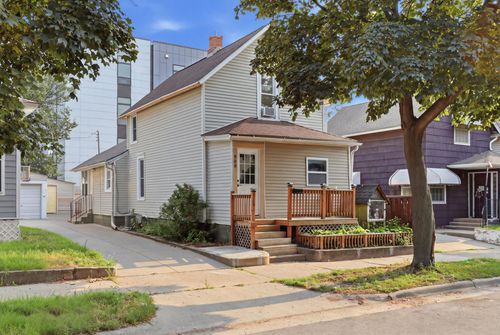 908 19th Ave Ne, Minneapolis, MN, 55418-4524 | Card Image