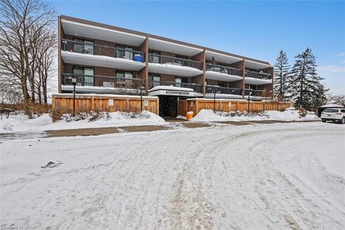 52-63 Conroy Cres, Guelph, ON, N1G2V5 | Card Image