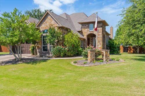 2937 Willow Ridge Cir, Granbury, TX, 76049-7064 | Card Image