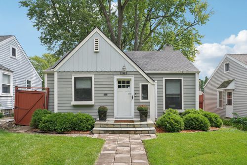 3145 Idaho Ave S, Saint Louis Park, MN, 55426-3438 | Card Image