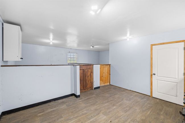 1234 County Road 135, House other with 3 bedrooms, 3 bathrooms and 4 parking in Lincoln TX | Image 17