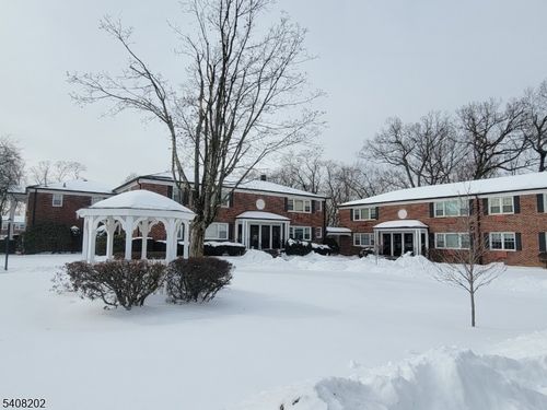 218-218 Pitney Pl, Morristown, NJ, 07960-6194 | Card Image