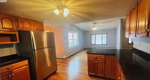 0-132 Pitman St, Fall River, MA, 02723-2821 | Card Image