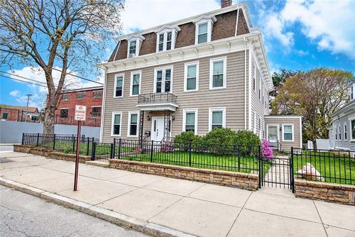 159 Earle St, Woonsocket, RI, 02895-3107 | Card Image