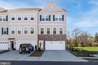 2 Sullivan Way, Townhouse with 3 bedrooms, 3 bathrooms and null parking in MARLTON NJ | Image 1