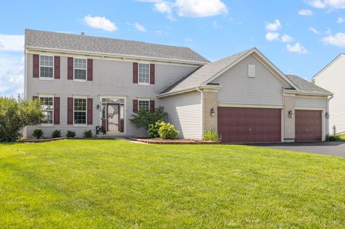 2332 Winterthur Grn, Yorkville, IL, 60560-7100 | Card Image