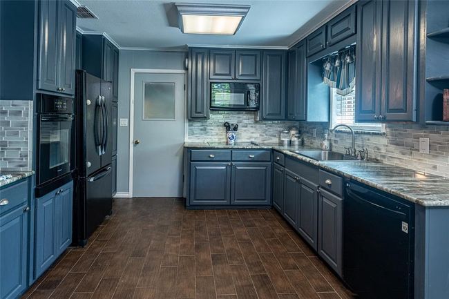120 Sugar Ln, House other with 3 bedrooms, 2 bathrooms and 2 parking in Lufkin TX | Image 5