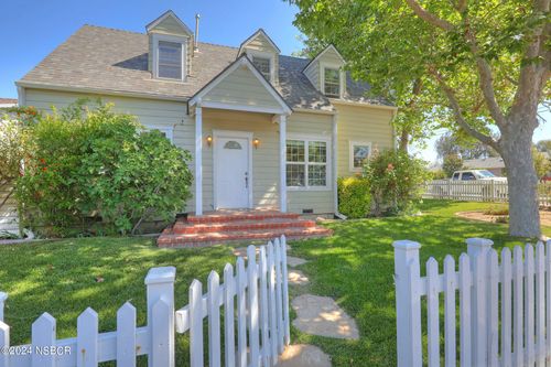 381 5th St, Solvang, CA, 93463-3708 | Card Image