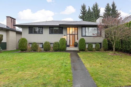 140 Harvey St, New Westminster, BC, V3L4G2 | Card Image