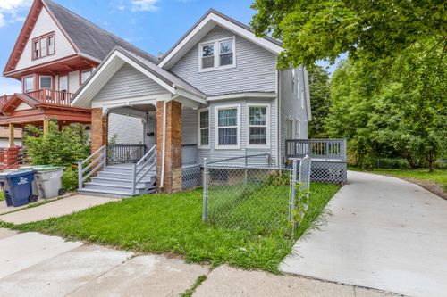 3153 N Dr William Finlayson St, Milwaukee, WI, 53212-1902 | Card Image