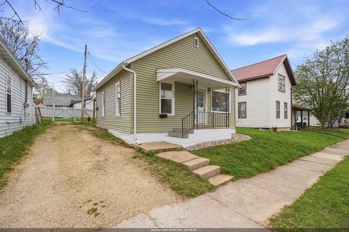 406 W Spring Street, NEW LONDON, WI, 54961 | Card Image