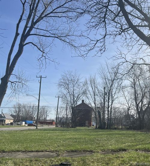 5964 Wabash St, Detroit, MI, 48208-1664 | Card Image