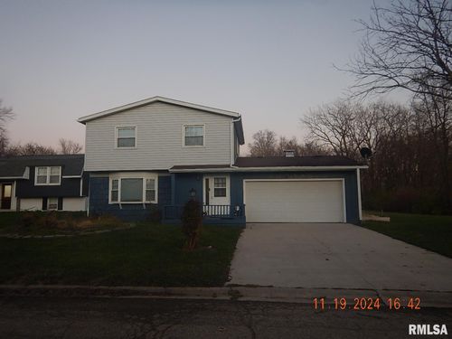 624 Manchester Drive, Kewanee, IL, 61443 | Card Image