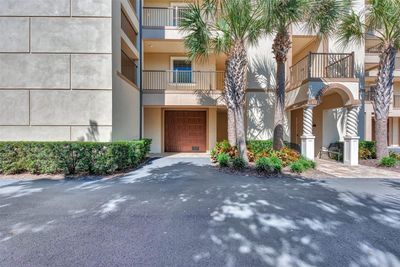 203 - 830 The Esplanade N, Condo with 3 bedrooms, 2 bathrooms and null parking in Venice FL | Image 3