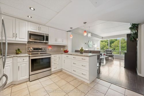 314-105 Bagot St, Guelph, ON, N1H8H4 | Card Image