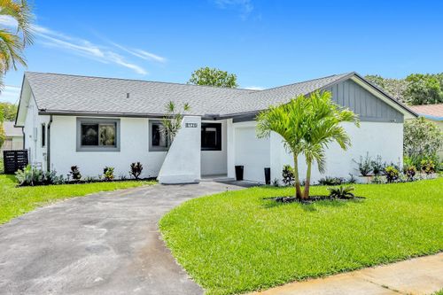 8120 Nw 47th Ct, Lauderhill, FL, 33351-5630 | Card Image