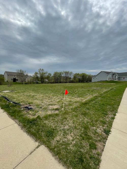 601 Brockway Dr, MUKWONAGO, WI, 53149-5605 | Card Image