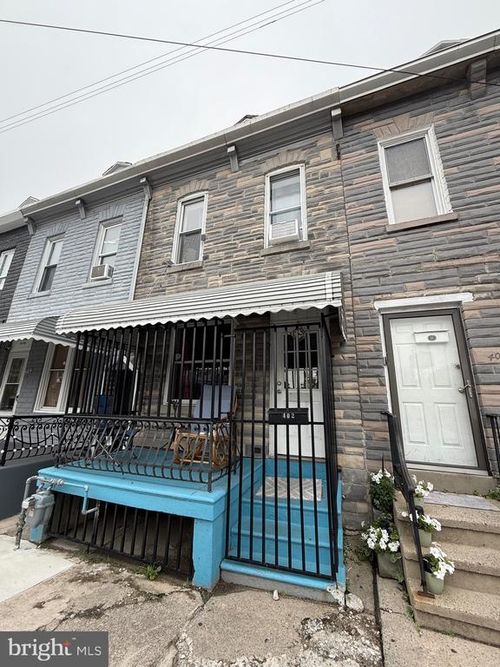 402 S 11th St, READING, PA, 19602-2012 | Card Image