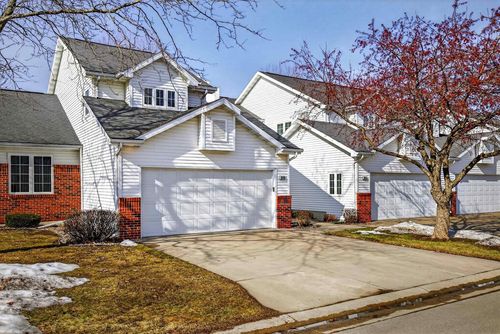 3209 N Mistwood Lane, APPLETON, WI, 54914 | Card Image