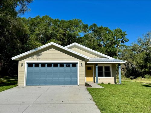 8523 Se 70th Ave, Trenton, FL, 32693-2066 | Card Image