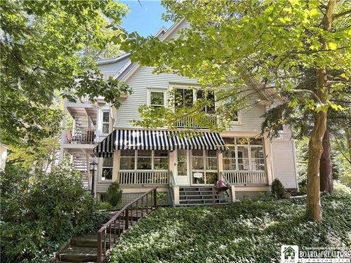 15 Root Ave, Chautauqua, NY, 14722-2543 | Card Image