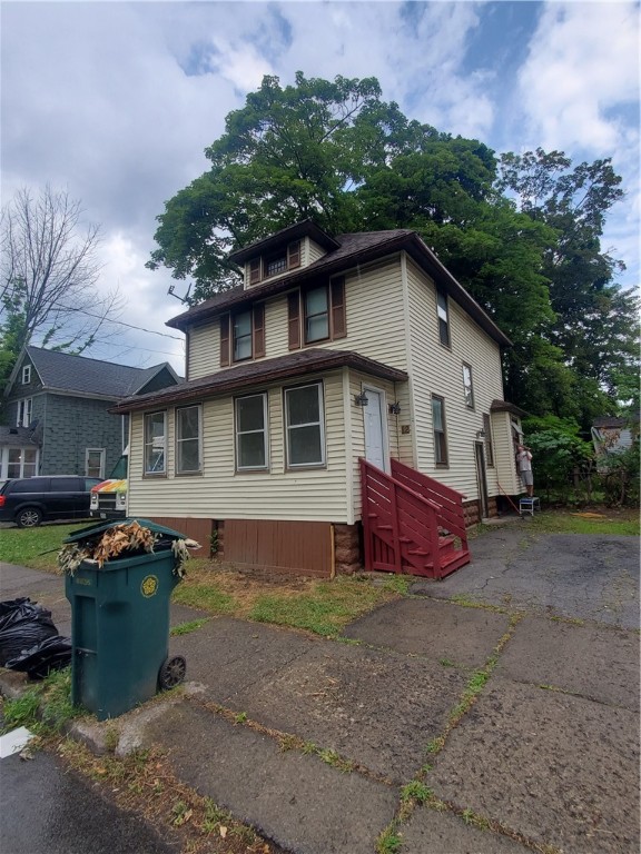 Delano St, Rochester, NY 14611