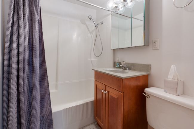 1141 Hartford Ln, House other with 5 bedrooms, 3 bathrooms and 2 parking in Elk Grove Village IL | Image 24