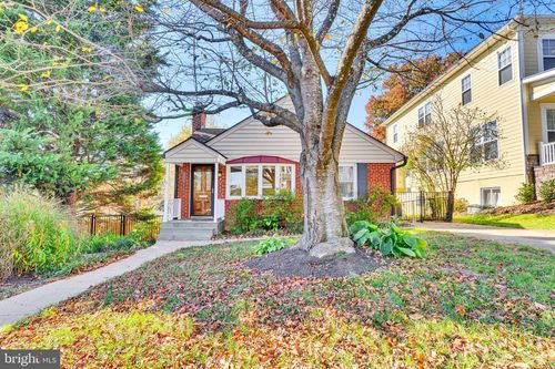 2446 N Jefferson St, ARLINGTON, VA, 22207-1414 | Card Image