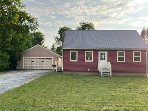 40 Noyes St, Richford, VT, 05476-1016 | Card Image