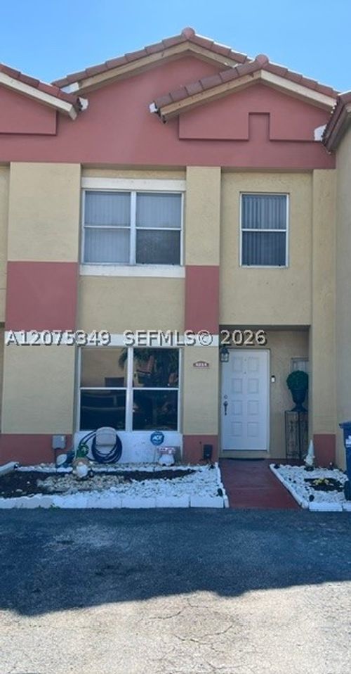 5214 Nw 190th St, Miami Gardens, FL, 33055-2387 | Card Image