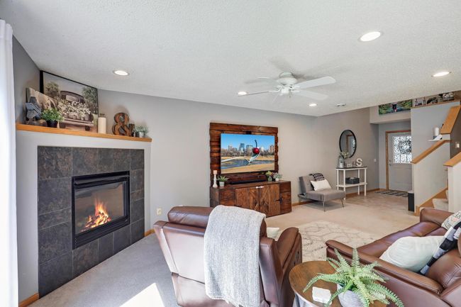 1704 Talon Trl, Townhouse with 3 bedrooms, 3 bathrooms and null parking in Eagan MN | Image 5