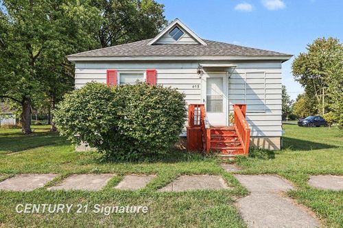 415 E Belle Avenue, St Charles Village, MI, 48655 | Card Image
