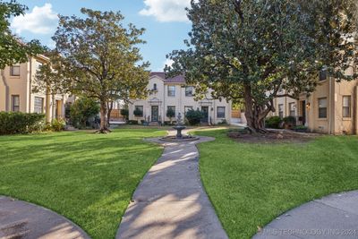 1 - 2101 S Boston Avenue, Condo with 2 bedrooms, 1 bathrooms and null parking in Tulsa OK | Image 3