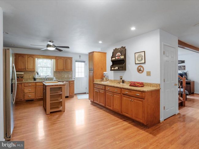 10209 National Pike, Home with 3 bedrooms, 4 bathrooms and null parking in BIG POOL MD | Image 8