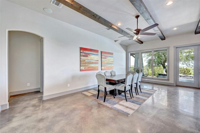 The dining area overlooks the VIEW and is spacious enough for even the largest of tables. | Image 10
