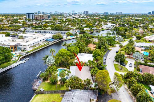 1733 Coral Gardens Dr, Wilton Manors, FL, 33334-4371 | Card Image