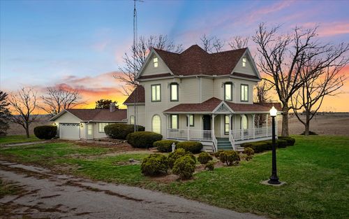 7961 N 3000 East Rd, Chatsworth, IL, 60921-8078 | Card Image