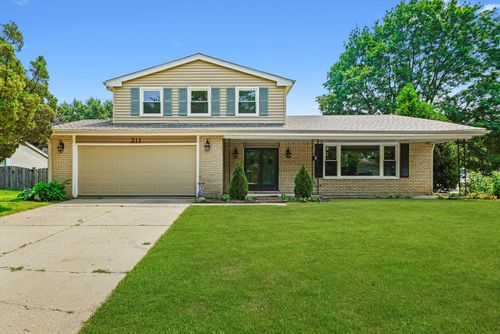 311 Greentree Pkwy, Libertyville, IL, 60048-3521 | Card Image
