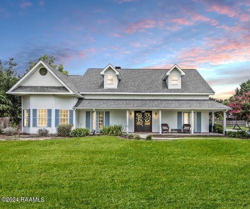 1012 Elsie Cir, Breaux Bridge, LA, 70517-7116 | Card Image