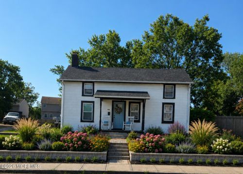 310 1st St, Keyport, NJ, 07735-1706 | Card Image