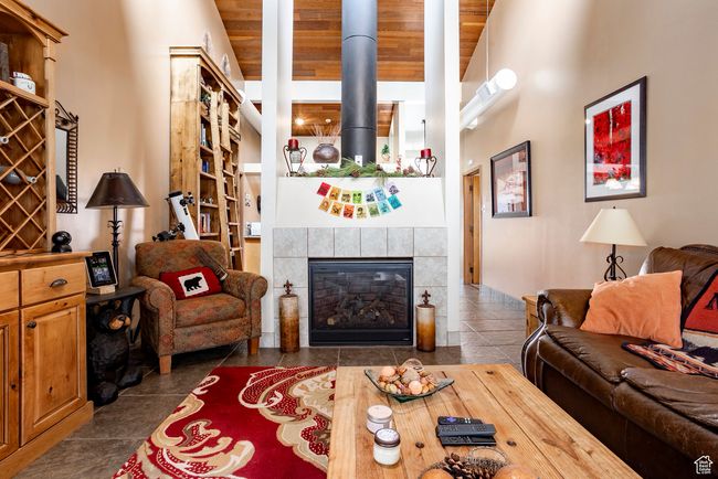 120 - 1433 Crescent Rd, Condo with 2 bedrooms, 3 bathrooms and 1 parking in Park City UT | Image 5
