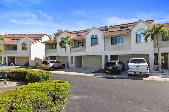 2383 Hanover Dr, Townhouse with 2 bedrooms, 3 bathrooms and null parking in DUNEDIN FL | Image 62