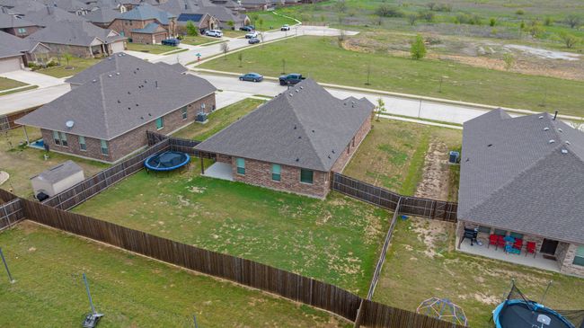 Bird's eye view with a residential view | Image 26