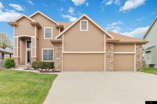 16102 Adam Street, Omaha, NE, 68135 | Card Image