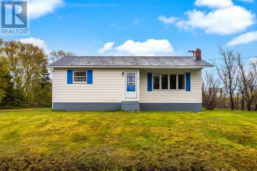 2 Bayview Hts, Conception Bay South, NL, A1X7R7 | Card Image