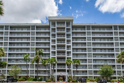 apt-306-4015 W Palm Aire Dr, Pompano Beach, FL, 33069-4172 | Card Image