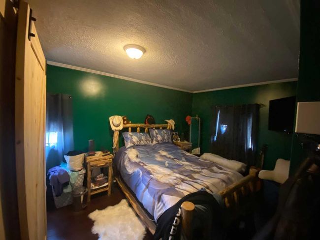 4909 51 Street, House other with 3 bedrooms, 2 bathrooms and 2 parking in Wanham AB | Image 9